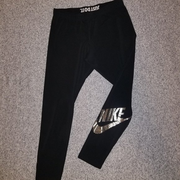 Nike Pants - Women's Nike Black Workout Leggings, size XL
